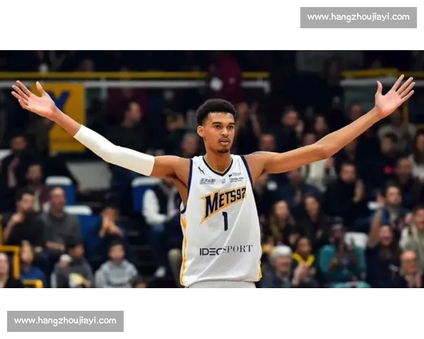 马刺选秀双喜临门！A + 评级 + 适配文班，五后卫困局或迎转机