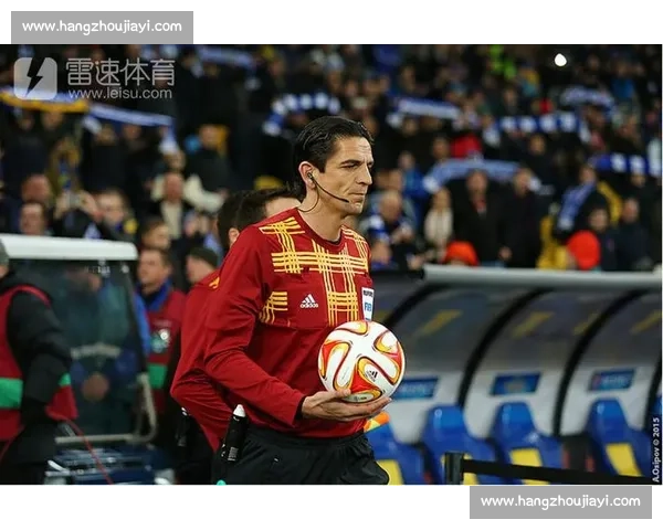 官方确认!诺坎普奇迹主裁艾泰金赛季末挂哨