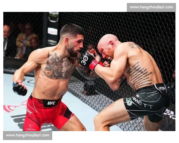 托普里亚:UFC 双冠王的精准预言与暴力美学